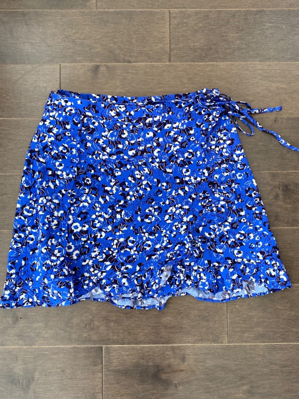 Zara Blue Floral Wrap Mini Skirt Ruffle Hem Tie Waist Size S